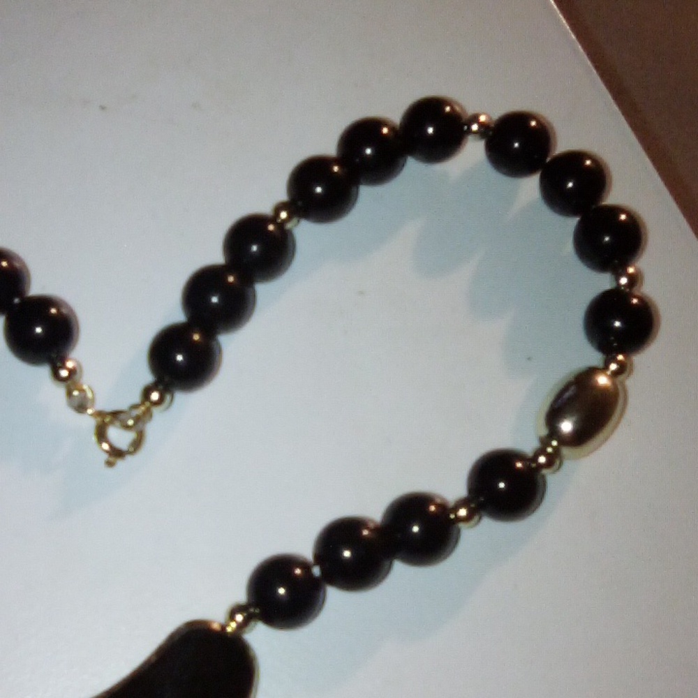 Black Gold Tone Retro Design Choker - Picture 3 of 3